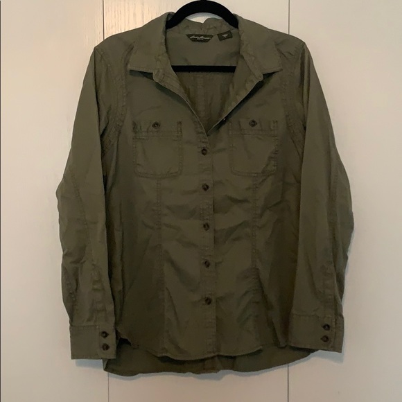 Eddie Bauer Tops - Eddie Bauer Lightweight Cargo Button-down